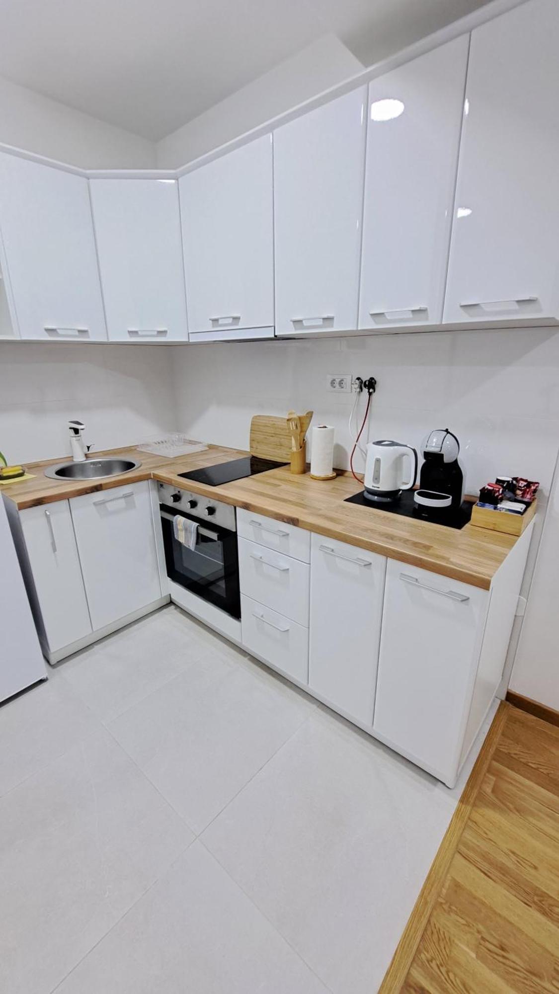 J&J Apartment Skopje Zewnętrze zdjęcie